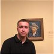 Estudiante universitario de Administración y Dirección de empresas, bachillerato cursado de ciencias de la salud.