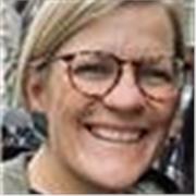 I offer private art lessons from primary upwards