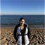 Soy profesional en Relaciones Internacionales, tengo nivel en inglés B2 y me encanta enseñarle a niños, soy muy práctica y lúdica.