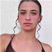 Adolescente que se acaba de sacar la ESO, doy clases de refuerzo a niños y niñas de primaria