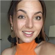 Soy una futura graduada en Educación Primaria.
Mi enfoque se centra en ofrecer apoyo personalizado y adaptado a las necesidades.