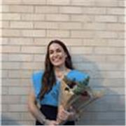 Profesora titulada en Infatil y Primaria con mención en inglés 