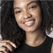 Apprendre le français, l'espagnol ou l'anglais avec une étudiante trilingue et motivée!