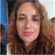 Profesor de la ESO con las cualidades perfectas para mejorar en la asignatura de matemáticas,  física y química 