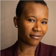 I am a London-based actress, writer and voice-over artist on a mission to help students ditch self-doubt, beat imposter syndrome, and own their voice with confidence, using the skills I have developed through my craft and career as an artist