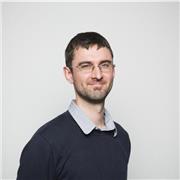 English-language online training, weekdays 14.00–16.00