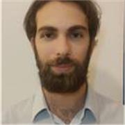 Laureato in Scienze della comunicazione impartisce lezione di Italiano