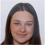 Estoy graduada en Magisterio de Educación Primaria y especializada en AL. Además poseo un C1 en Inglés y B2 en Francés