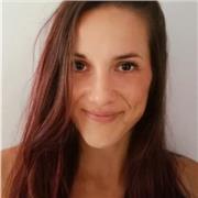 Psicóloga deportiva, con máster en nutrición deportiva y certificada en TCA, puedo ayudarte a hacer las paces con tu cuerpo.