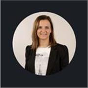 Profesional con 20 años en agencias de viajes. Ofrezco clases online y resuelvo dudas a estudiantes de turismo y FP.
