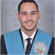 Recién graduado como maestro de educación infantil y titulo de técnico superior en educación infantil.