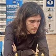 Entrenamiento de ajedrez de alto nivel con un maestro internacional cubano