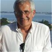 Ingegnere elettronico, Università di Pisa, Master Scuola di Management SDA Bocconi, per lezioni di elettronica, gestione aziendale