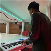 Tutor de Música – Clases particulares (Piano / Guitarra / Bajo)