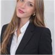 PROFESORA ONLINE Y PRESENCIA DE APOYO ESCOLAR E IDIOMA