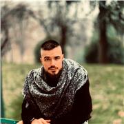 Laureato in giurisprudenza