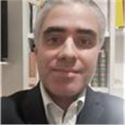 Storico dell'arte laureato con lode all'Università 'La Sapienza' di Roma, autore di diverse pubblicazioni accademiche, si propone come insegnante per lezioni private di Storia dell'arte (medievale, moderna, contemporanea, occidentale, orientale)