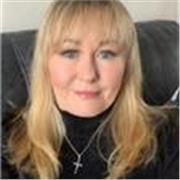 Profesora nativa de inglés, titulada en TEFL, con más de 17 años de experiencia. Clases para niños y adultos, online
