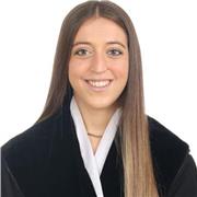 Profesora ofrece clases de refuerzo y acompañamiento escolar para alumnos que necesiten mejorar su rendimiento en Primaria o ESO