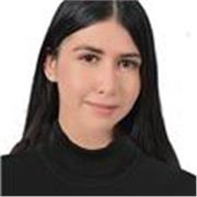Trabaja como niñera ayudando en las tareas escolares