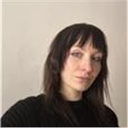 Clases de finés presenciales o online con una profesora de muchos años de experiencia