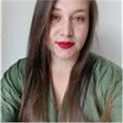 Profesora de lengua castellana con experiencia en clases virtuales para niños