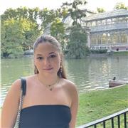 Estudiante de Arquitectura imparte clases de matemáticas