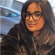 Sei alla ricerca di una insegnante della lingua inglese sono una studentessa universitaria capace a farti imparare