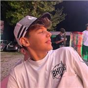 sono uno studente di 3ª superiore insegno matematica per bambini delle elementari/medie