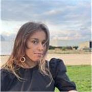 Profesora titulada en Diseño y moda, con estudios en Economía. He dado apoyo escolar en EPO todas las asignaturas.