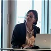 Profesora titulada en Universidad con 26 años de experiencia. Inglés,  y Dirección y Administración de Empresas y materias afines.