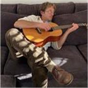 Chitarrista con esperienza trentennale offre lezioni private di chitarra moderna