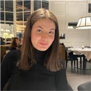 Graduada en bachillerato científico de la salud, actualmente estudio una ingeniería alimentaria en la UPC