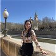 Profesora de español, francés e inglés imparte clases de español a extranjeros y francés e inglés hasta segundo de bachillerato