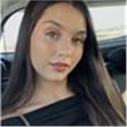 Estudiante apto para enseñar y ayudar a estudiantes de primaria o ESO