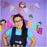 Maestra de preescolar ofrece clases a niños de 3 a 5 años