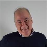 Dramaturgo, escritor de monólogos stand up da clases de literatura, arte, historia. Experiencia como profesor de escritura creativa.
Soy una persona alegre, curiosa, amante del arte y la historia. Me encanta compartir mis conocimientos