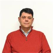 Profesional imparte clases de programación