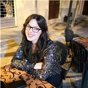 Laureata in giurisprudenza e abilitata all'esercizio della professione forense