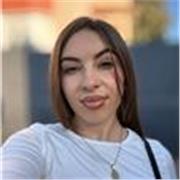 Profesora de matemáticas de refuerzo para niños y niñas de 6 a 11 años