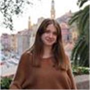 Etudiante à SciencesPo Paris, je propose du soutien scolaire en ligne, niveaux école, collège et lycée.