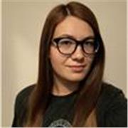 Psicóloga con buen don para niños y adolescentes, paciente y con gusto por la enseñanza.