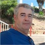 He impartido clases regladas y no regladas a alumnos de Eso y Bachillerato. Además he impartido cursos de formación a desempleados