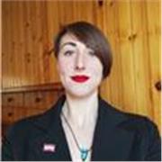 Profesora de español, italiano e inglés para estudiantes de todos los niveles.