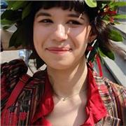 Offro lezioni private a studenti di scuole elementari, medie e superiori, che verranno opportunamente adattate alle necessità ed eventuali mancanze di ogni allievo.