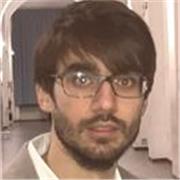 Neolaureato con voglia di appassionare e, a sua volta, molto interessato alle materie di tipo umanistico