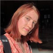 Doy clases de refuerzo para primaria y ESO. También ofrezco clases de idiomas