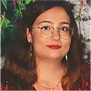 Profesora de pinturo y dibujo para jovenes o personas iniciadas