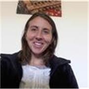 Profesora nativa y titulada inglesa de Inglaterra con más de 10 años de experiencia en dar clases a alumnos de todos los niveles
