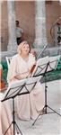 Docente di conservatorio impartisce lezioni di violino online